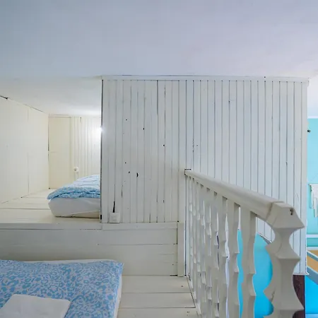 Ah-remini Garden House