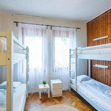 Ah-remini Garden House * Шиофок
