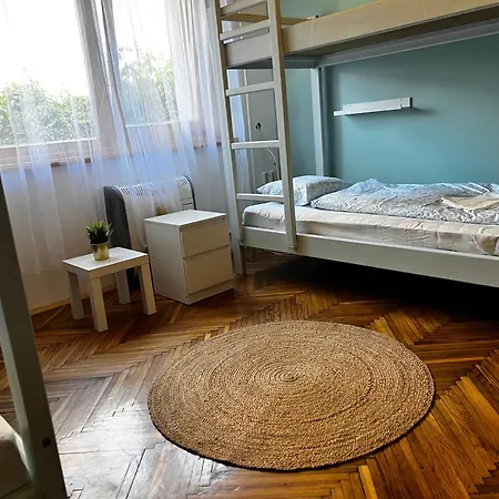 Ah-remini Garden House Дом отдыха Шиофок