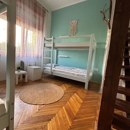 Ah-remini Garden House Шиофок