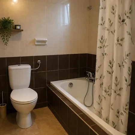 Ah-remini Garden House Дом отдыха